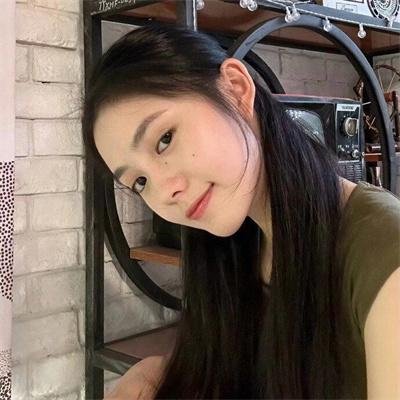 月球